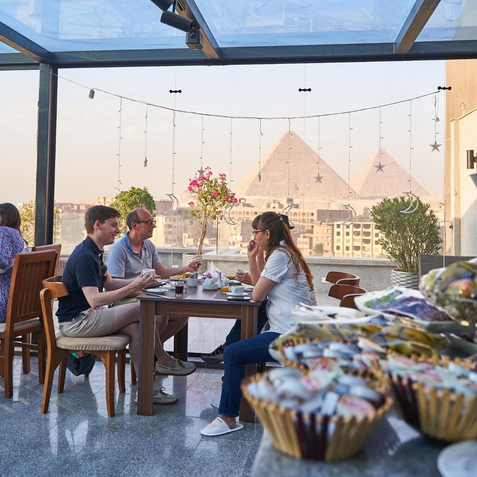 Pyramid Front Hotel Al Kawm al Akhdar Eksteriør billede